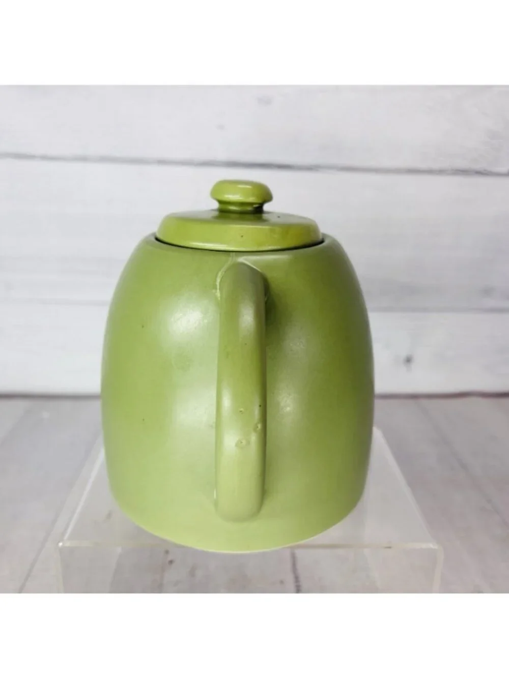 Starbucks 2012 Avocado Green Ceramic Round Ceramic Lidded 25oz Coffee Tea Pot